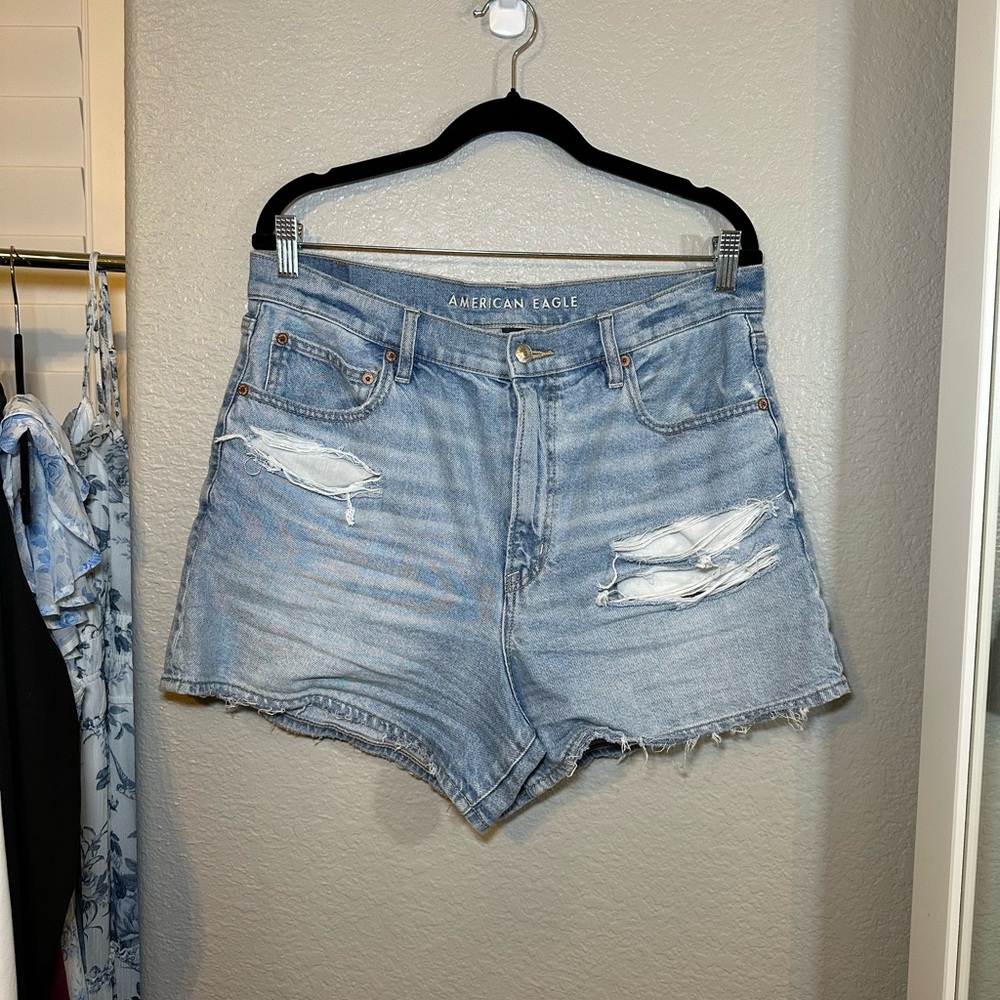 AEO Highest Rise 90’s Boyfriend Short